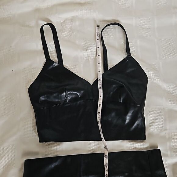 Zara Women's Faux Leather 2-Piece Crop Top & Side Ruffled Mini Skirt Black M/L - Picture 7 of 16